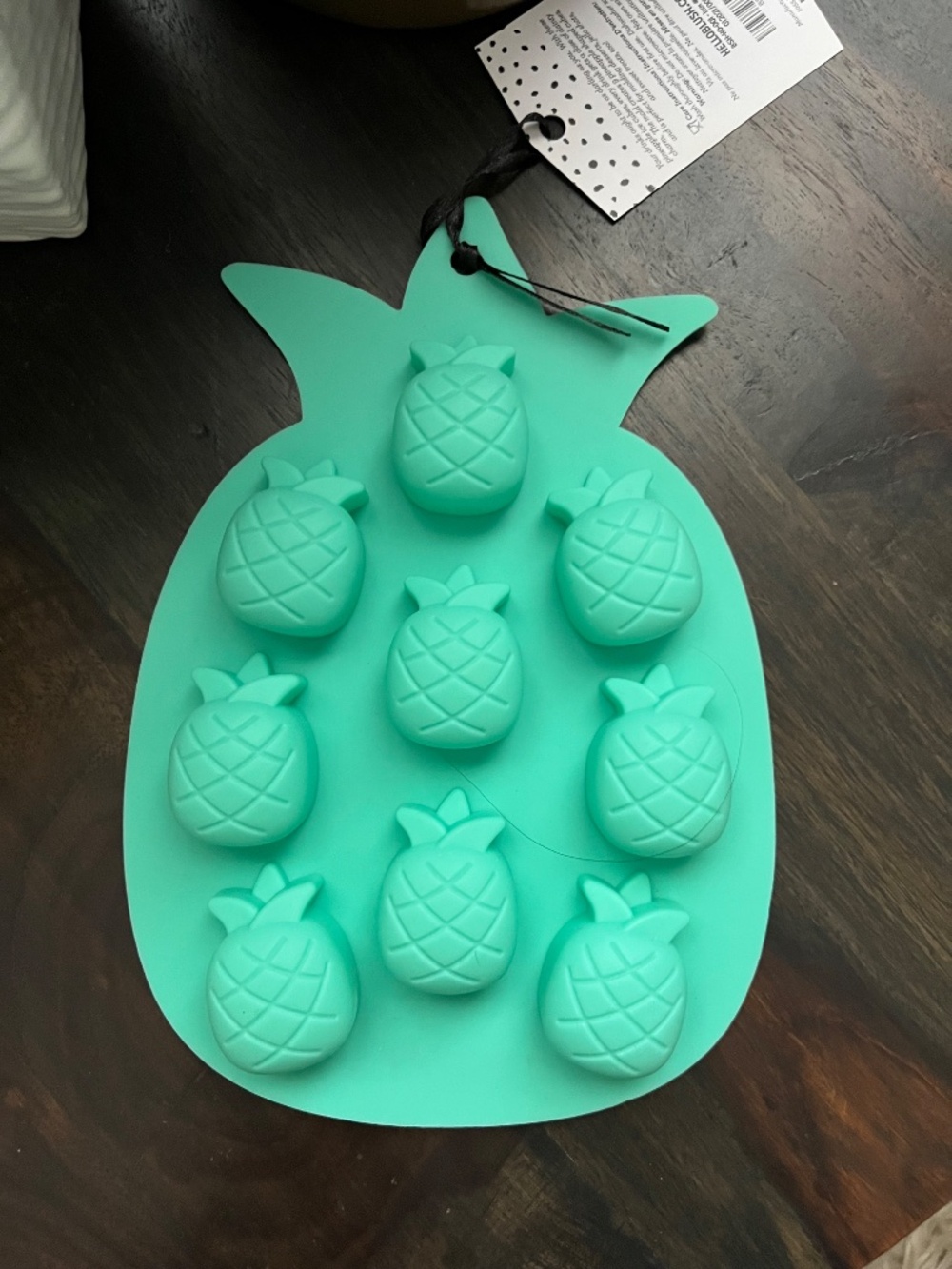 BLUSH Silicone Mold Pineapple Ice Cube Tray Shapes NWT - Picture 3 of 6